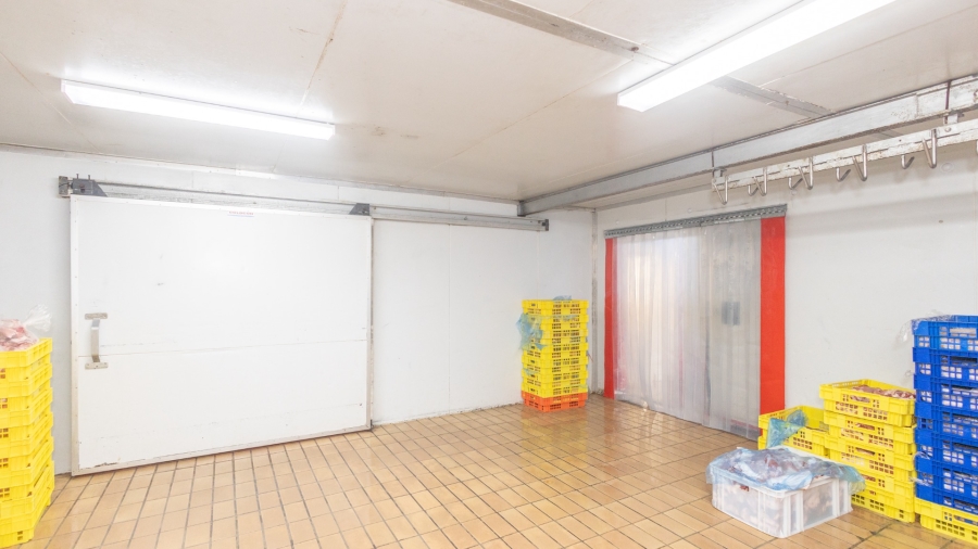 Commercial Property for Sale in Triangle Farm Western Cape